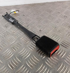 Attache ceinture avant gauche PEUGEOT 3008 1