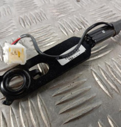 Attache ceinture avant gauche PEUGEOT 3008 1 Photo n°3