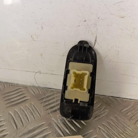 Interrupteur de leve vitre arriere gauche DACIA DUSTER 1