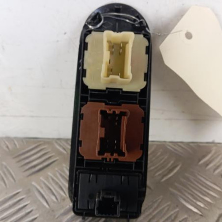Interrupteur de leve vitre avant gauche DACIA DUSTER 1