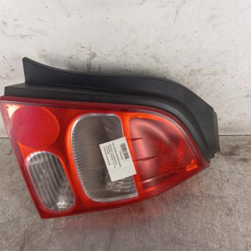 Feu arriere principal droit (feux) RENAULT TWINGO 2 Feu arriere principal droit (feux) RENAULT TWINGO 2