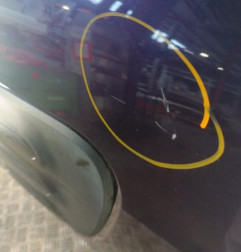 Porte avant droit CITROEN C4 CACTUS Photo n°4