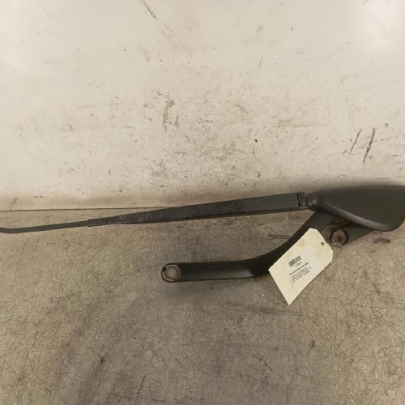 Bras essuie glace avant droit RENAULT GRAND SCENIC 2 Bras essuie glace avant droit RENAULT GRAND SCENIC 2