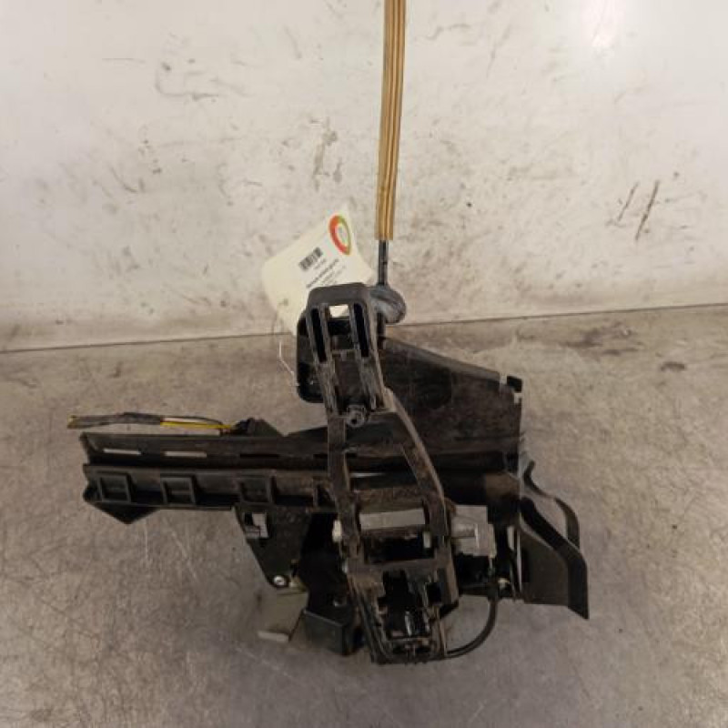 Serrure arriere gauche FORD FOCUS 2 Serrure arriere gauche FORD FOCUS 2
