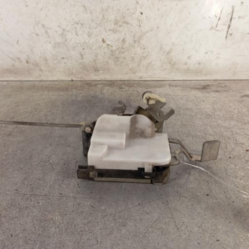 Serrure avant gauche PEUGEOT BOXER 1