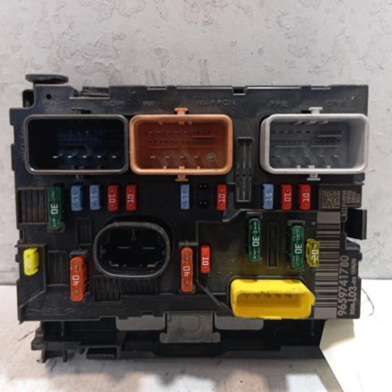 Boitier servitude moteur (BSM) CITROEN C3 PLURIEL Boitier servitude moteur (BSM) CITROEN C3 PLURIEL