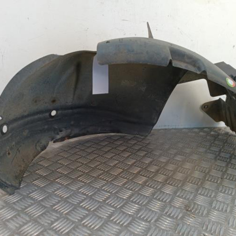 Pare boue avant gauche OPEL VIVARO 1 Pare boue avant gauche OPEL VIVARO 1