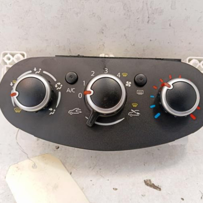 Commande chauffage RENAULT TWINGO 3 Commande chauffage RENAULT TWINGO 3