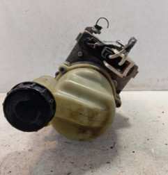Pompe de direction DACIA DUSTER 1