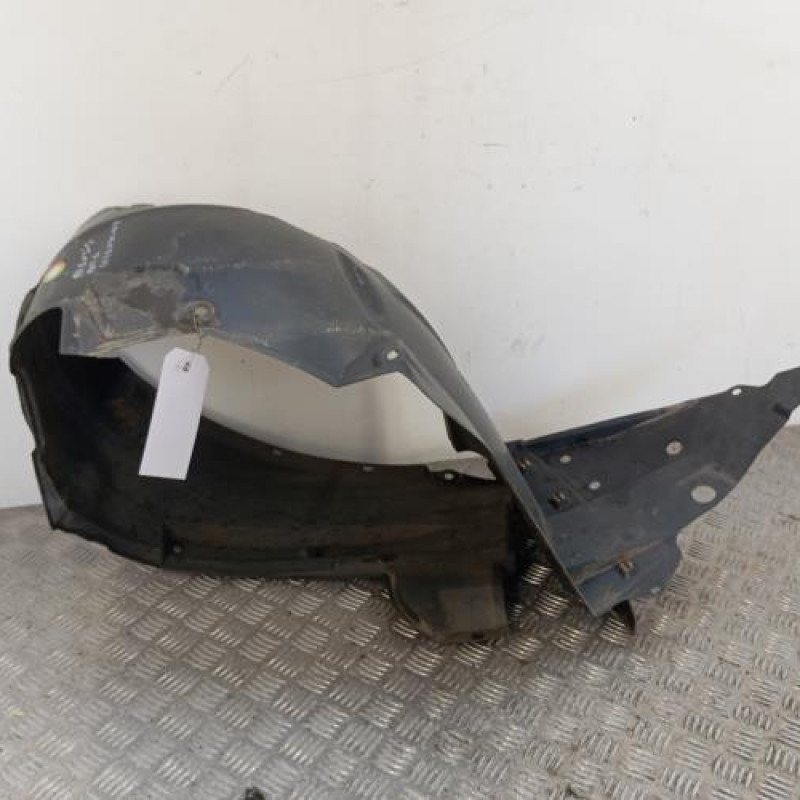 Pare boue avant gauche TOYOTA AVENSIS 3 Pare boue avant gauche TOYOTA AVENSIS 3
