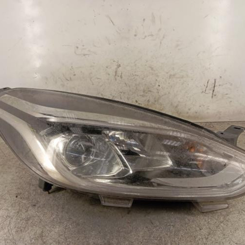 Optique avant principal droit (feux)(phare) FORD FIESTA 7