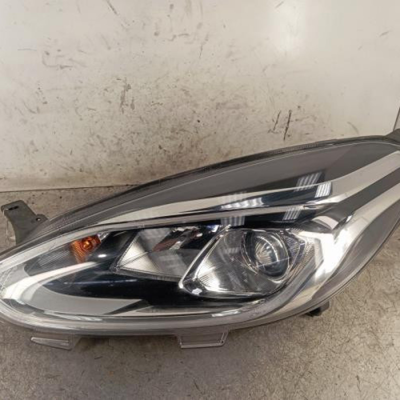 Optique avant principal gauche (feux)(phare) FORD FIESTA 7