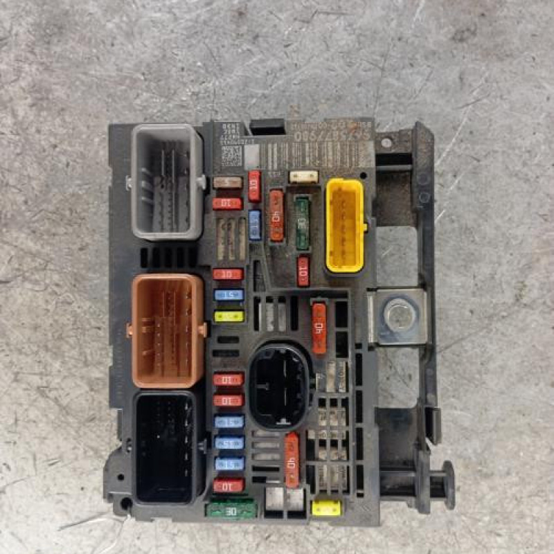 Boitier servitude moteur (BSM) PEUGEOT 3008 1 Boitier servitude moteur (BSM) PEUGEOT 3008 1