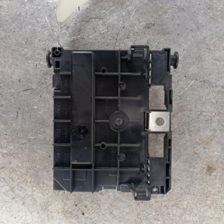 Boitier servitude moteur (BSM) PEUGEOT 3008 1