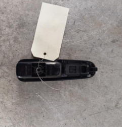 Interrupteur de leve vitre arriere droit PEUGEOT 3008 1