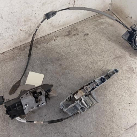 Serrure avant droit PEUGEOT 208 1
