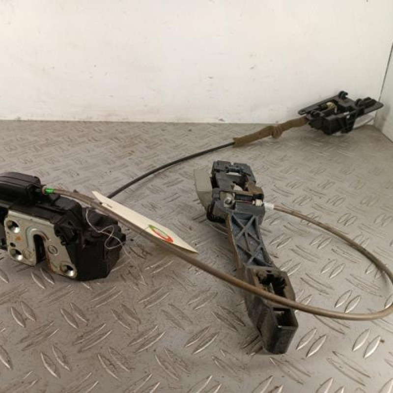 Serrure arriere gauche NISSAN QASHQAI 1 Serrure arriere gauche NISSAN QASHQAI 1