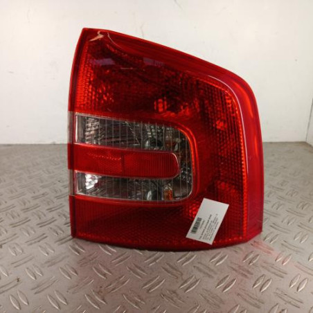 Feu arriere principal droit (feux) SKODA OCTAVIA 2 Photo n°1
