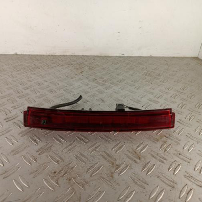 Feu arriere stop central RENAULT MEGANE 4 Feu arriere stop central RENAULT MEGANE 4