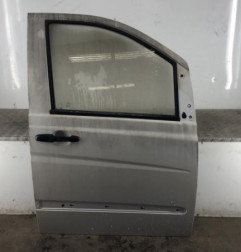 Porte avant droit MERCEDES VITO 639 Photo n°1