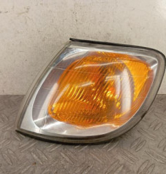 Optique avant secondaire gauche (feux)(clignotant) HYUNDAI TRAJET Photo n°1