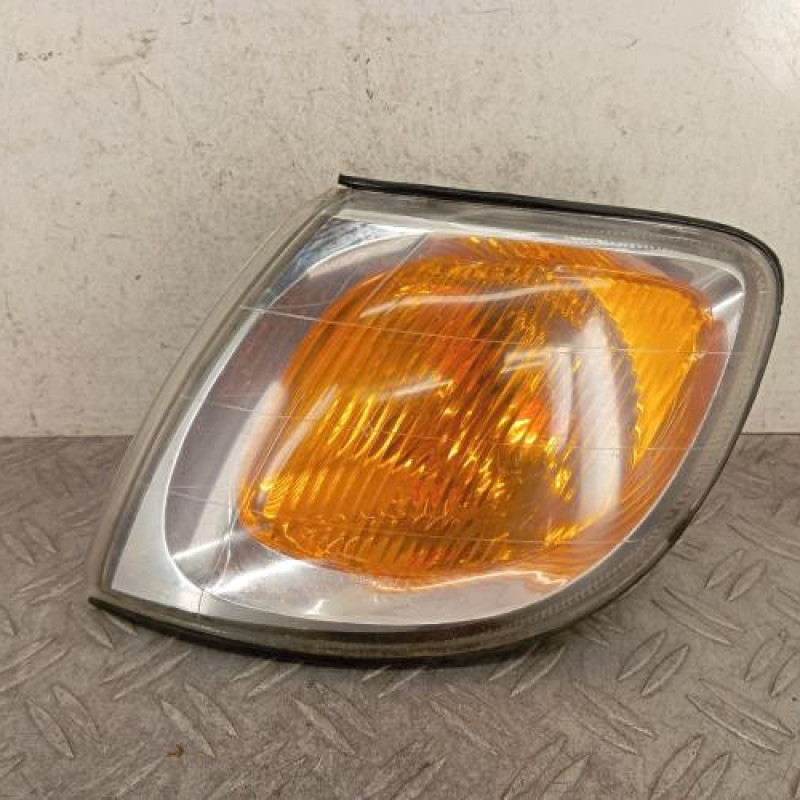 Optique avant secondaire gauche (feux)(clignotant) HYUNDAI TRAJET