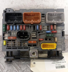 Boitier servitude moteur (BSM) PEUGEOT 308 1 SW Photo n°1