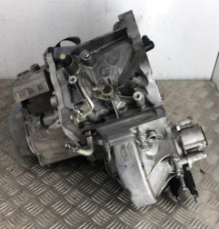Boite de vitesses PEUGEOT 2008 1 Photo n°4