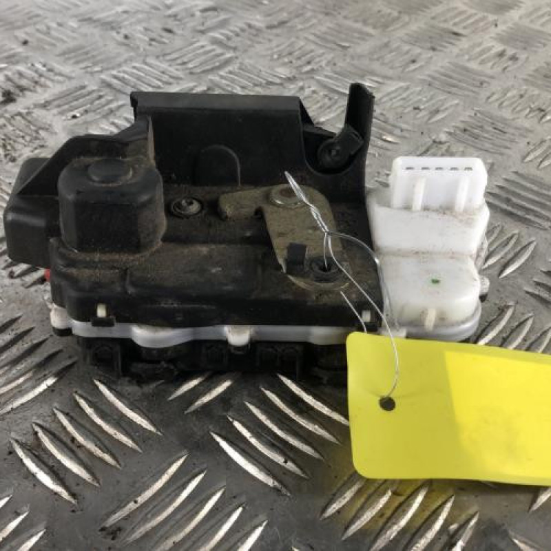 Serrure arriere gauche PEUGEOT 607 Serrure arriere gauche PEUGEOT 607