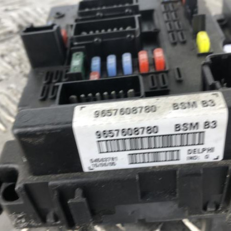 Boitier servitude moteur (BSM) PEUGEOT 206