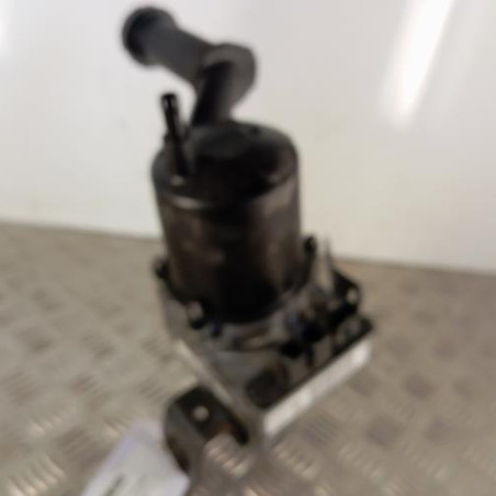 Pompe de direction PEUGEOT 3008 1