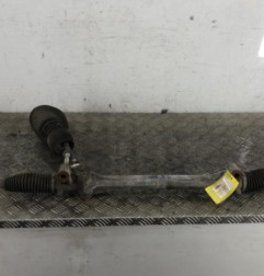Cremaillere assistee TOYOTA VERSO Photo n°1