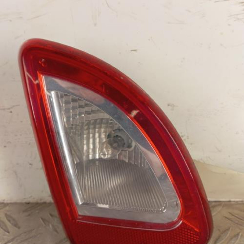 Feu arriere secondaire droit (feux) RENAULT TWINGO 2 Feu arriere secondaire droit (feux) RENAULT TWINGO 2