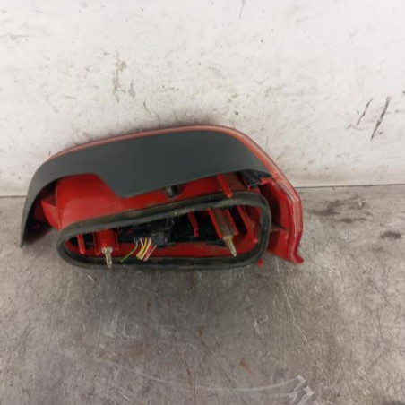 Feu arriere principal gauche (feux) PEUGEOT 106