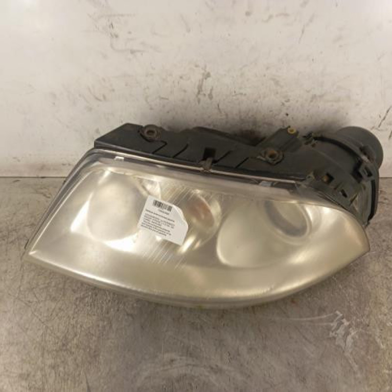 Optique avant principal gauche (feux)(phare) VOLKSWAGEN PASSAT 4