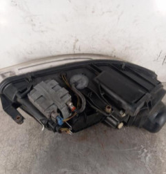 Optique avant principal gauche (feux)(phare) VOLKSWAGEN PASSAT 4