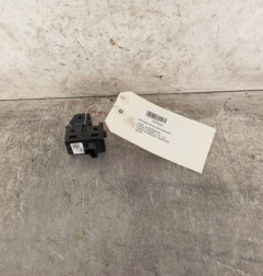 Interrupteur de leve vitre arriere droit FORD FIESTA 7