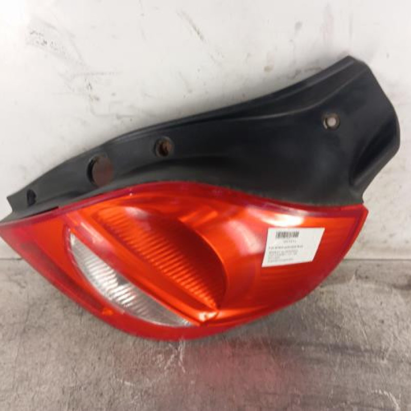 Feu arriere principal droit (feux) RENAULT CLIO 3