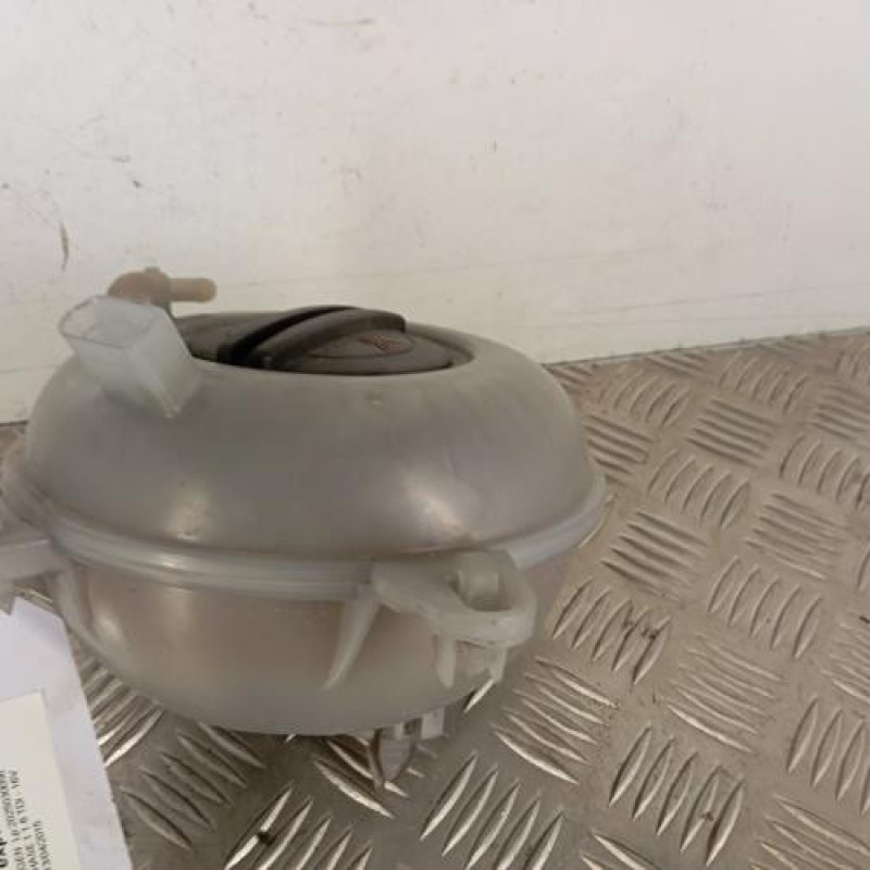 Vase d'expansion VOLKSWAGEN GOLF 7 Vase d'expansion VOLKSWAGEN GOLF 7