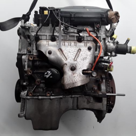 Moteur DACIA LOGAN 1 Photo n°1