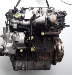 Moteur HYUNDAI TRAJET Photo n°1