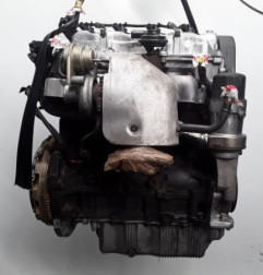 Moteur HYUNDAI TRAJET Photo n°3