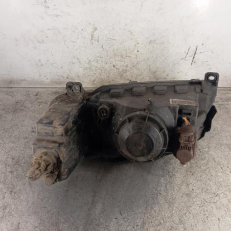 Optique avant principal droit (feux)(phare) PEUGEOT 106