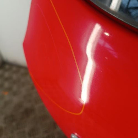Malle/Hayon arriere OPEL CORSA D