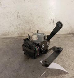 Bloc ABS (freins anti-blocage) FORD FIESTA 7