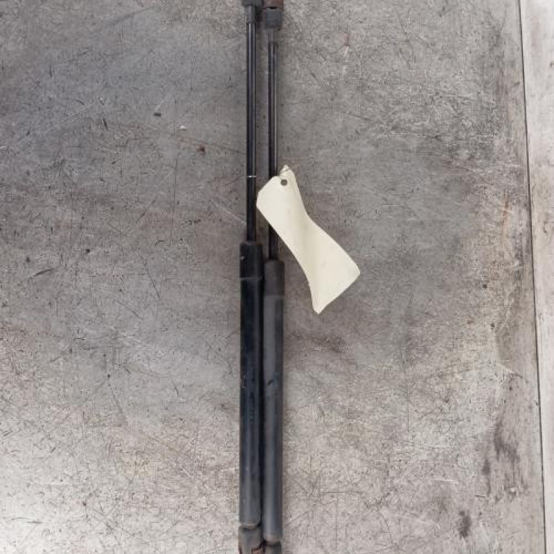Verin de coffre OPEL CORSA C Verin de coffre OPEL CORSA C
