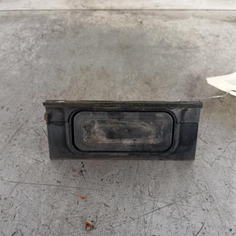 Poignee hayon RENAULT CLIO 3 Poignee hayon RENAULT CLIO 3