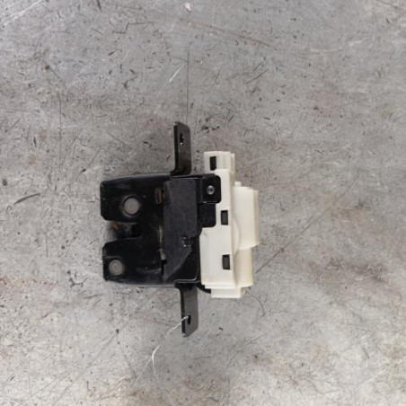 Serrure de hayon RENAULT CLIO 3