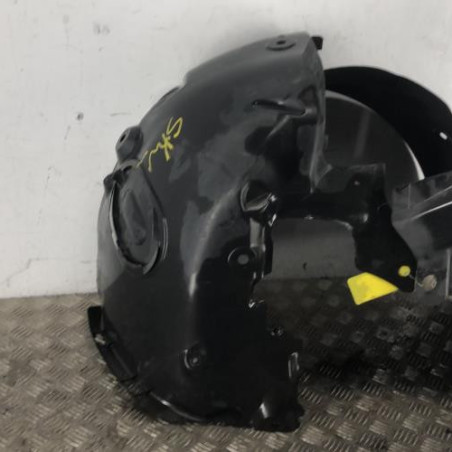 Pare boue avant droit RENAULT MEGANE 2