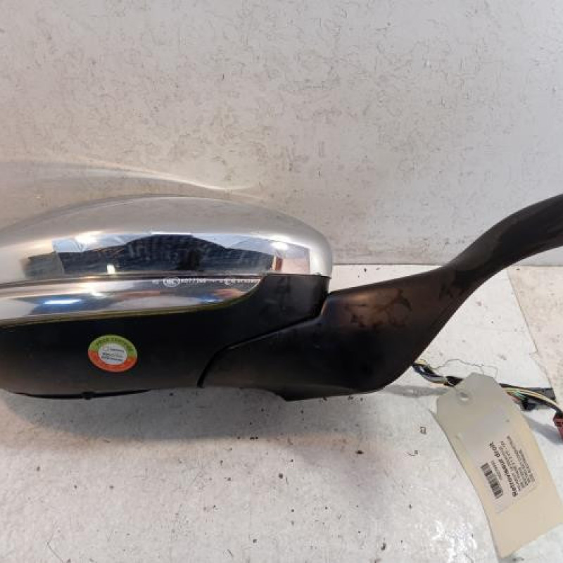 Retroviseur droit PEUGEOT 208 1